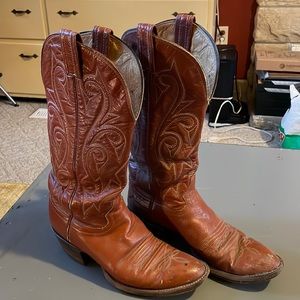 Hondo Boots brown cowboy boots